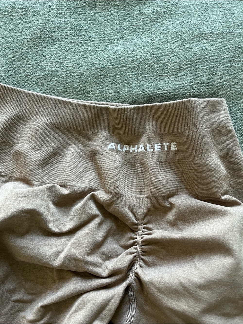 Alphalete Amplify Leggings - Picture 3 of 4